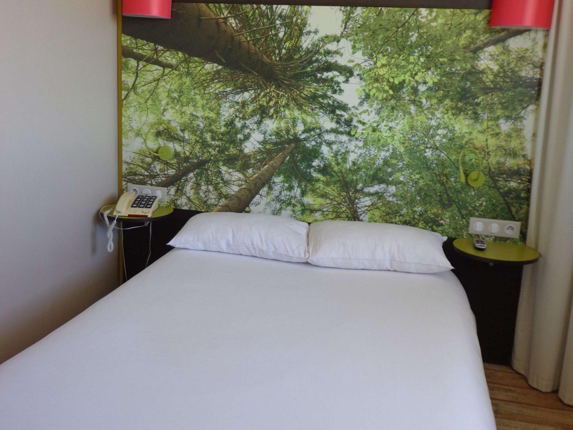 Отель Ibis Styles Dax Centre Экстерьер фото